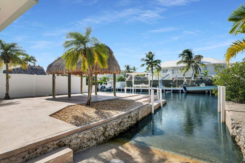 2 bedroom Single Family Residence at 251 Azalea Street, Plant Key Colony (90.0), Plantation Key — photo 4