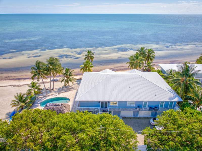 5 bedroom Single Family Residence at 74501 Overseas Highway, Lower Mat Bch (74.0), Lower Matecumbe — photo 2