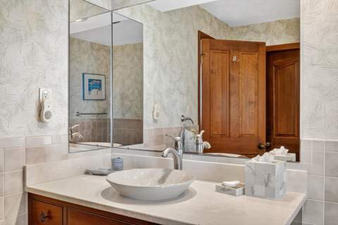 258 W Seaview Circle, Duck Key FL - photo 20 of 34