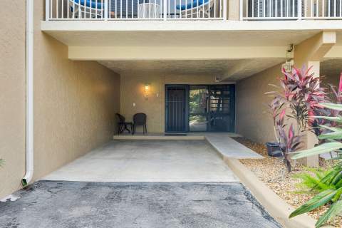1133 W Ocean Drive #6, Key Colony FL - photo 9 of 73