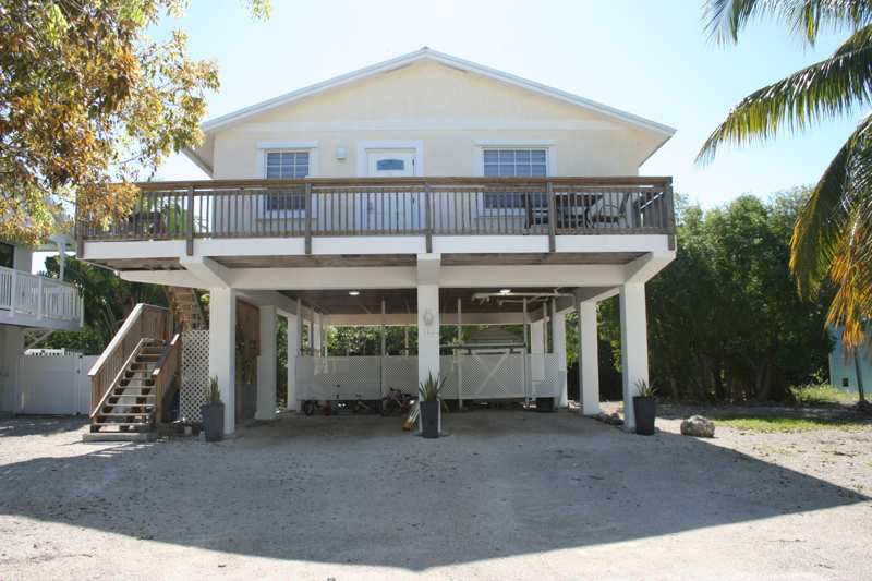 3 bedroom Single Family Residence at 150 Peace Avenue, Dove Creek (94.0), Key Largo — photo 1