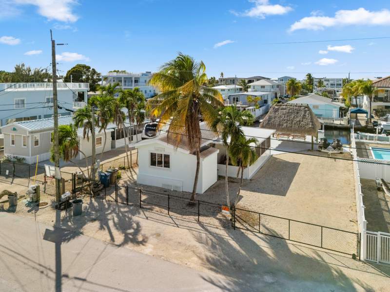 2 bedroom Mobile Home at 314 Windley Road, Lake Surprise Properties (106.0), Key Largo — photo 2