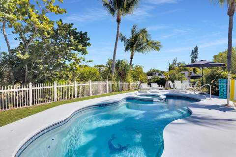 1481 Sugarloaf Boulevard, Sugarloaf Key FL - photo 7 of 53