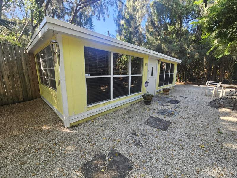 1 bedroom Mobile Home at 140 Gumbo Limbo Drive, Pamela Villa (102.5), Key Largo — photo 5