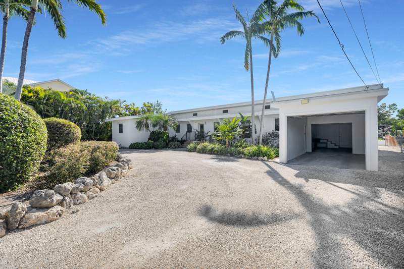 3 bedroom Single Family Residence at 7501 Gulfstream Boulevard, Dodge Sub (51.0), Marathon — photo 4