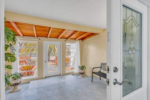 1607 Sunrise Drive, Big Pine Key FL - photo 7 of 43
