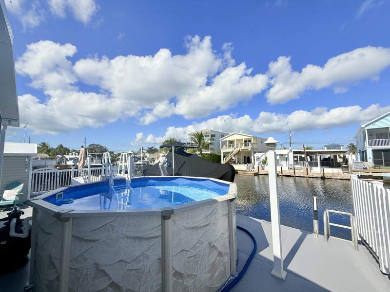 2 bedroom Mobile Home at 505 Oldsmar Lane, Cross Key Waterways (103.0), Key Largo — photo 4