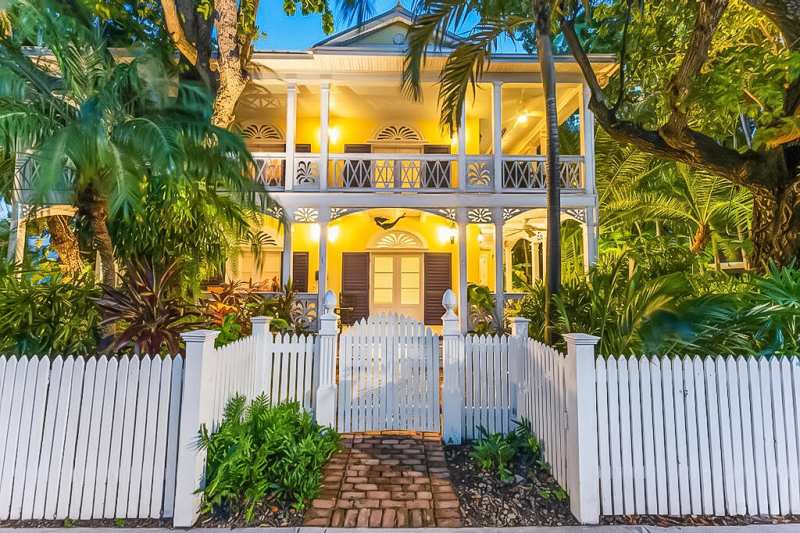 4 bedroom Single Family Residence at 600 Elizabeth Street, Old Town - Unrecord (1.0), Key West — photo 1