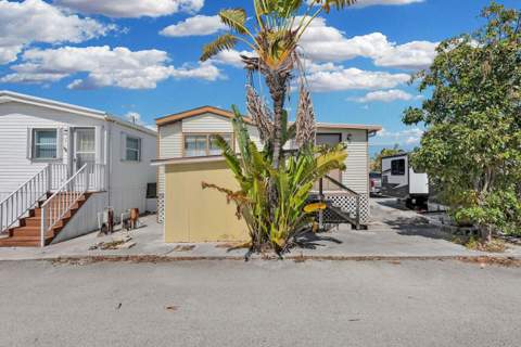 55 Boca Chica Road #85, Big Coppitt FL - photo 22 of 47