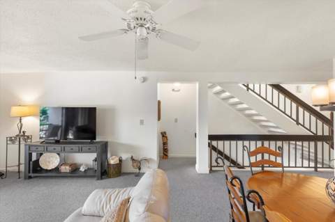 601 W Ocean Drive #311D, Key Colony FL - photo 17 of 33
