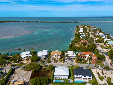 226 Corsair Road, Duck Key FL - photo 6 of 39