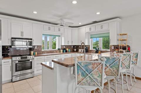 226 Corsair Road, Duck Key FL - photo 7 of 39