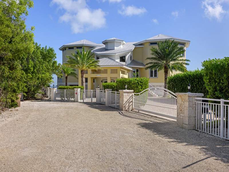 6 bedroom Single Family Residence at 57 Garden Cove Drive, Ocean Isle Estates (106.0), Key Largo — photo 3