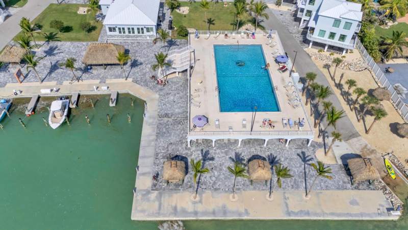 1 bedroom Condominium at 10877 Overseas Highway #30, Ocean Isles Fishing (52.5), Marathon — photo 4