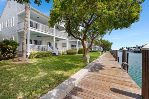 7075 Hawks Cay Boulevard, Duck Key FL - photo 15 of 54
