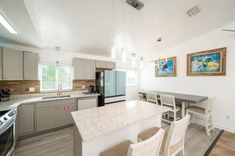 24347 W Caribbean Drive, Summerland Key FL - photo 20 of 48
