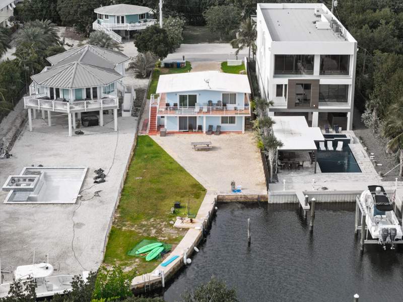 4 bedroom Single Family Residence at 127 Seaside Avenue, Seaside Sub (94.5), Key Largo — photo 4