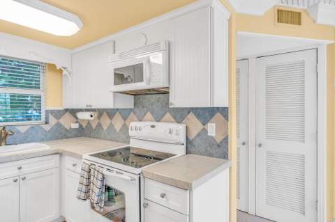 200 Harborview Drive #101, Key Largo FL - photo 8 of 34