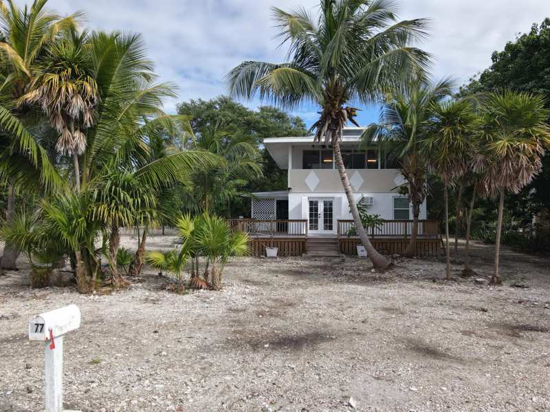 3 bedroom Single Family Residence at 277 Peachtree Avenue, Crains Sub (58.0), Marathon — photo 1