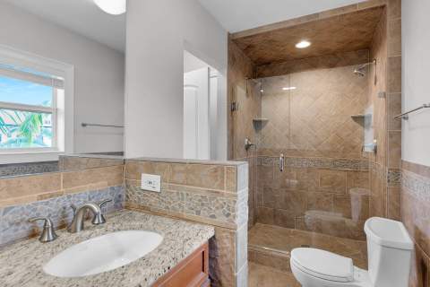 272 W Seaview Drive, Duck Key FL - photo 14 of 26