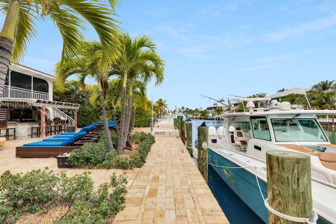 272 W Seaview Drive, Duck Key FL - photo 23 of 26