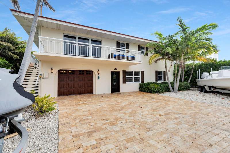 3 bedroom Single Family Residence at 272 W Seaview Drive, Plantation Island (61.0), Duck Key — photo 4