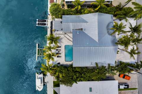 362 E Seaview Drive, Duck Key FL - photo 6 of 63