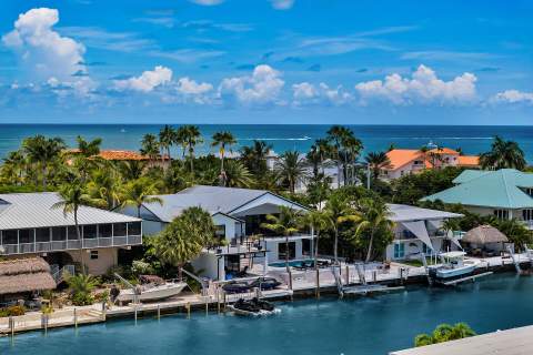 362 E Seaview Drive, Duck Key FL - photo 8 of 63