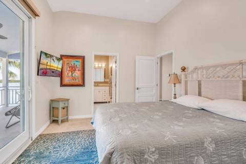 17013 Coral Drive, Sugarloaf Key FL - photo 22 of 62