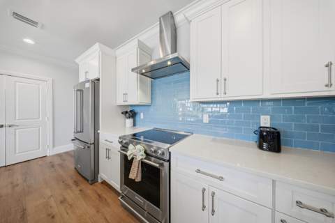 11890 1st Ave Gulf #2, Marathon FL - photo 15 of 67