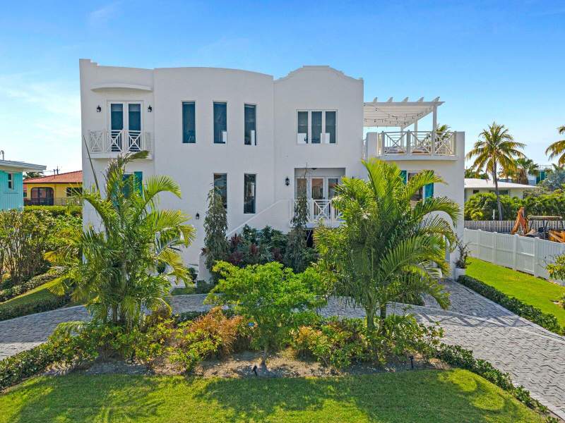 3 bedroom Single Family Residence at 317 E Seaview Circle, Duck Key (61.0), Duck Key — photo 2