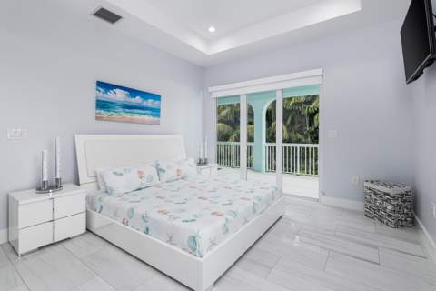 426 Calle Limon, Marathon FL - photo 21 of 57