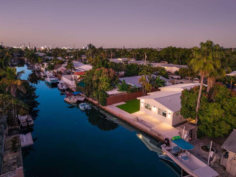 4 bedroom Single Family Residence at 1724 Bahama Drive, Riviera Shr Amd Plat (3.0), Key West — photo 2