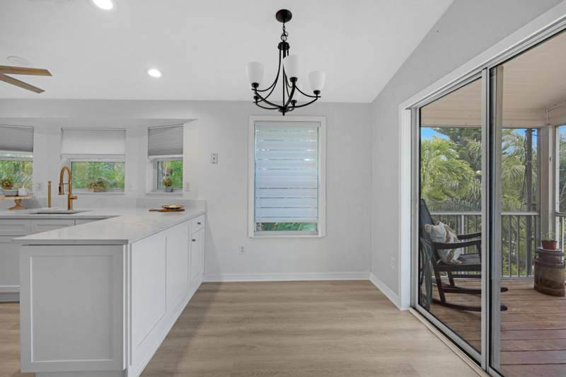 3 bedroom Single Family Residence at 31240 Avenue H, Sands Sub (31.0), Big Pine Key — photo 2