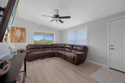 31240 Avenue H, Big Pine Key FL - photo 8 of 41