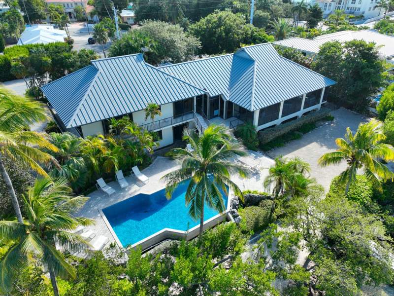3 bedroom Single Family Residence at 112 Bimini Drive, Center Island (Toms Harbor) (61.0), Duck Key — photo 2