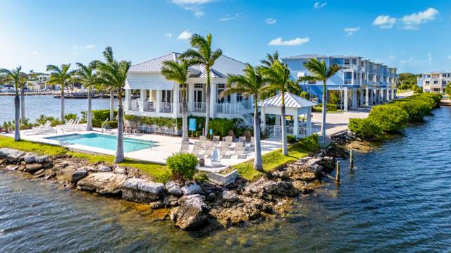 19 W Playa Largo Boulevard