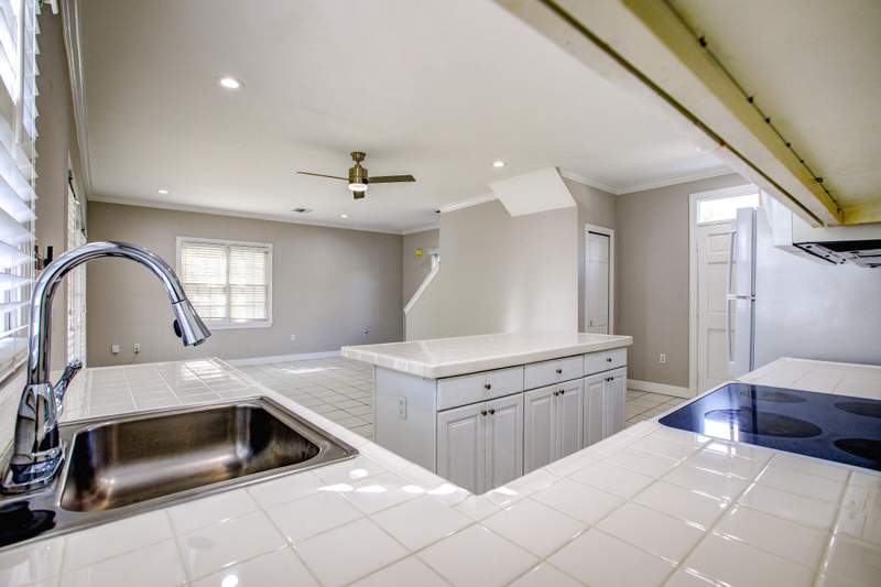 2 bedroom Single Family Residence at 202 Golf Club Drive, Key West Golf Club Dev (4.0), Key West — photo 3
