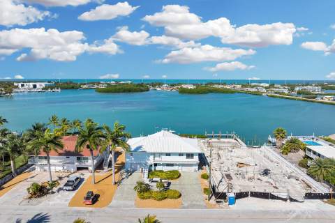 900 Shelter Bay Dr Ocean Drive, Key Colony FL - photo 17 of 73