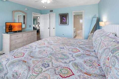 1901 S Roosevelt Boulevard #202 W, Key West FL - photo 16 of 36