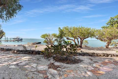 100 Point Pleasant Drive, Key Largo FL - photo 7 of 32