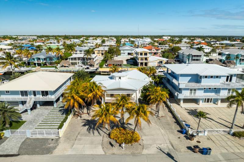 3 bedroom Single Family Residence at 184 Bahama Avenue, Port Largo (100.0), Key Largo — photo 4
