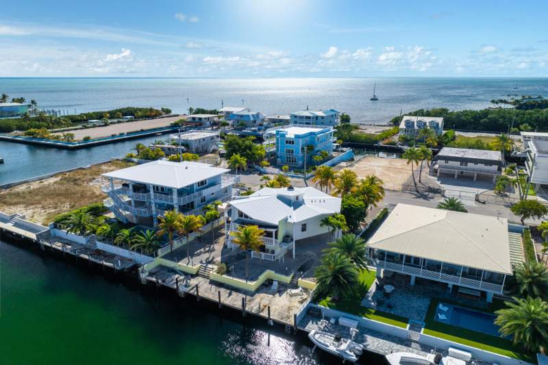 3 bedroom Single Family Residence at 184 Bahama Avenue, Port Largo (100.0), Key Largo — photo 2