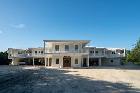 81486 Overseas Highway, Upper Matecumbe Key Islamorada FL - photo 6 of 26