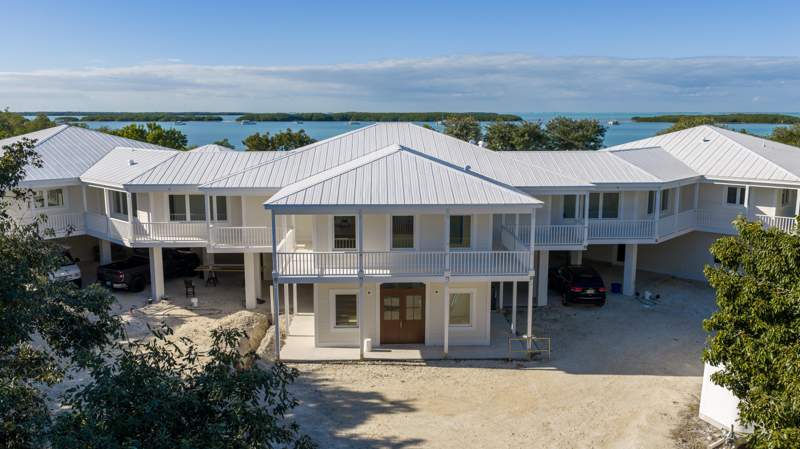 7 bedroom Single Family Residence at 81486 Overseas Highway, Misc Upper Matacumbe (82.0), Upper Matecumbe Key Islamorada — photo 5
