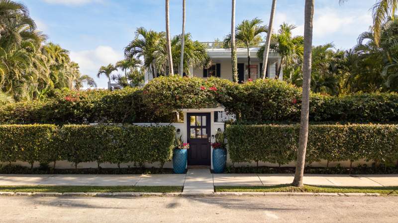 6 bedroom Single Family Residence at 906 Johnson Street, Martello Towers (1.0), Key West — photo 2