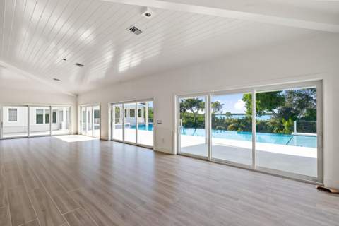 81486 Overseas Highway, Upper Matecumbe Key Islamorada FL - photo 12 of 26