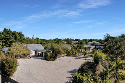 27001 Overseas Highway, Ramrod Key FL - photo 14 of 51