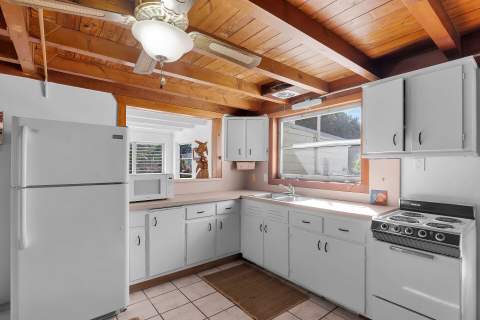 27001 Overseas Highway, Ramrod Key FL - photo 21 of 51