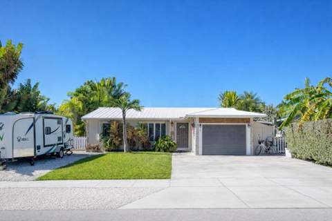 21 Bougainvillea Avenue, Key Haven FL - photo 18 of 34
